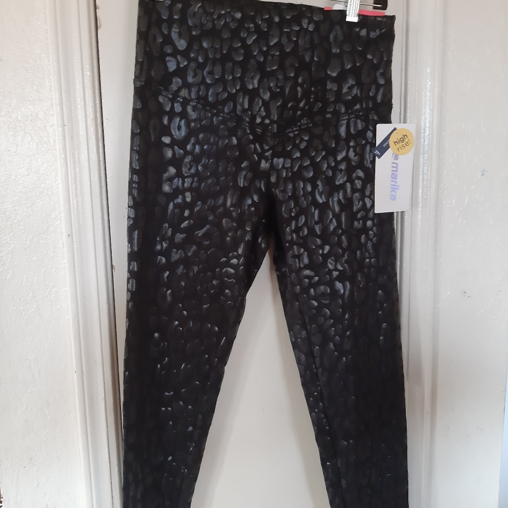 Leopard print leggings